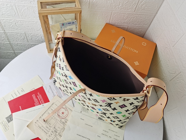 ルイヴィトンバッグ細部ディテール